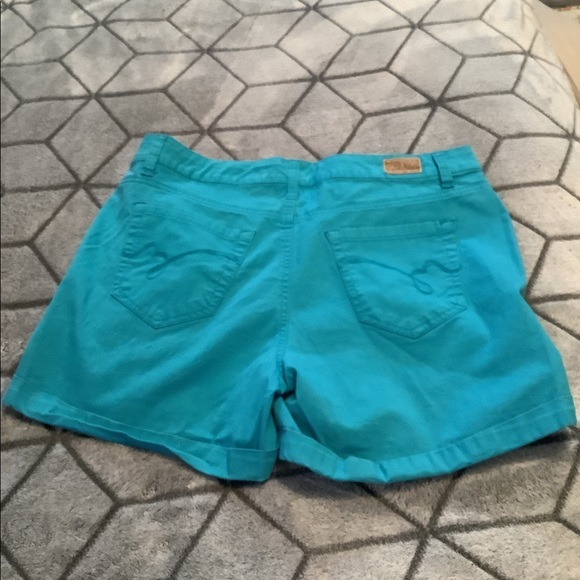 Bandolino shorts turquoise Mandie style size 8 in great shape goo… - Picture 2 of 10